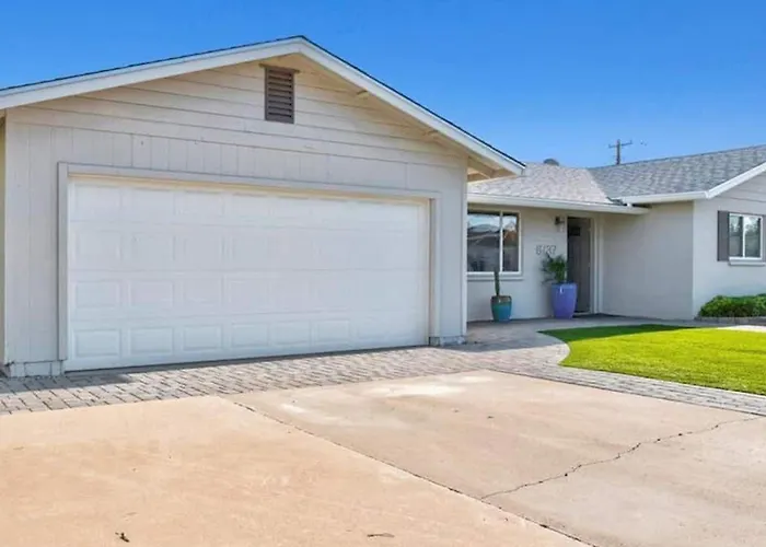 Amazing 4-bdrm Wbackyard Paradise In