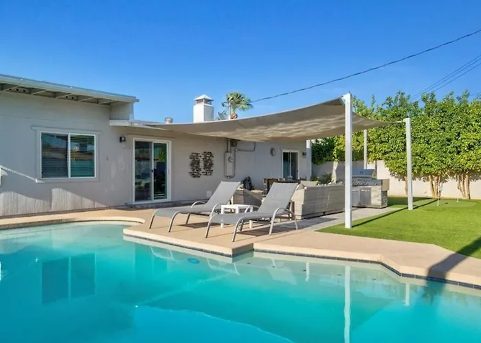 Amazing 4-bdrm Wbackyard Paradise In Scottsdale