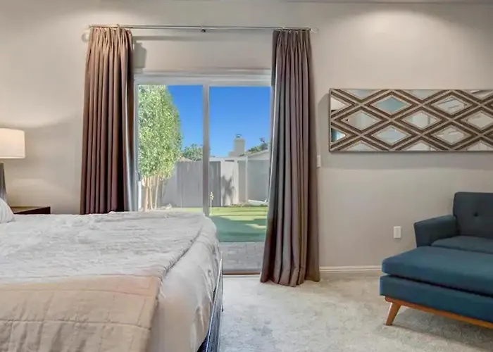 Amazing 4-bdrm Wbackyard Paradise In *