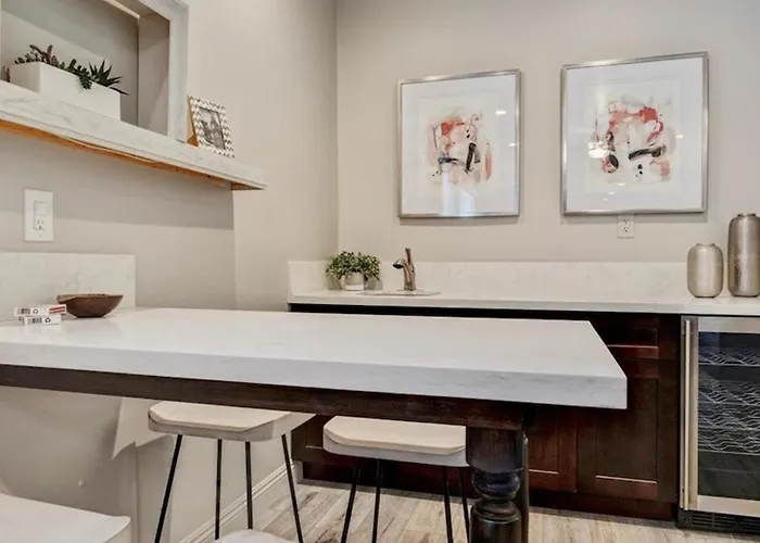 Amazing 4-bdrm Wbackyard Paradise In
